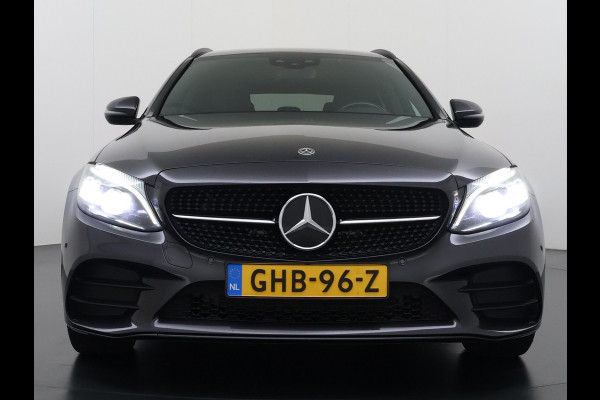 Mercedes-Benz C-Klasse Estate 300De Diesel Hybride 306pk - 700Nm! AUT-9 AMG Limited Trekhaak Apple Carplay Android Auto Elek.Stoelen+Verwarmd Navi Ecc  SOH 97% Solution Business Elek.Achterklep Led Privacy Glas Lmv 18" Night-pakket 1800kg trekvermogen!