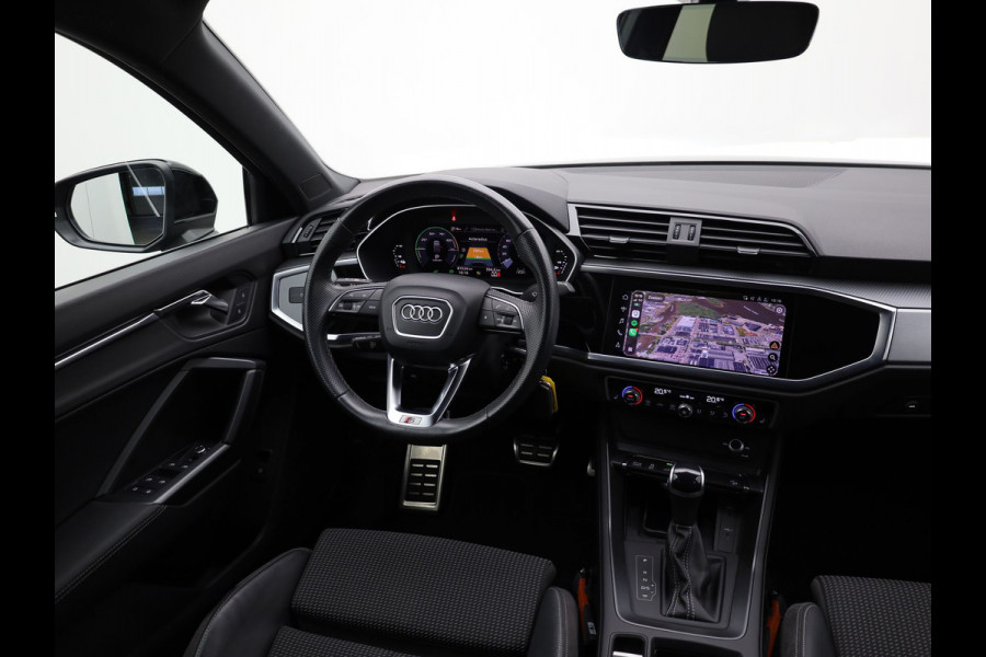 Audi Q3 45 TFSI e S edition | S-line | Trekhaak | Camera | 20'' | Side Assist | Prijs Rijklaar !!