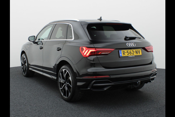 Audi Q3 45 TFSI e S edition | S-line | Trekhaak | Camera | 20'' | Side Assist | Prijs Rijklaar !!