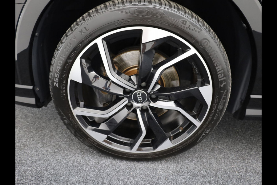 Audi Q3 45 TFSI e S edition | S-line | Trekhaak | Camera | 20'' | Side Assist | Prijs Rijklaar !!