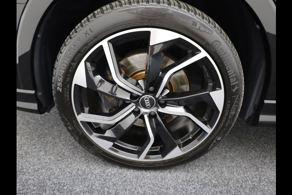 Audi Q3 45 TFSI e S edition | S-line | Trekhaak | Camera | 20'' | Side Assist | Prijs Rijklaar !!