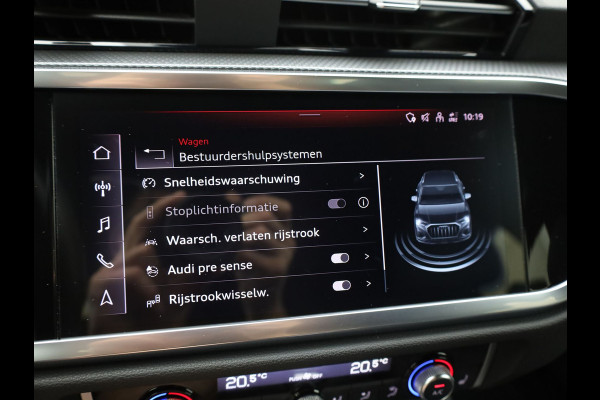 Audi Q3 45 TFSI e S edition | S-line | Trekhaak | Camera | 20'' | Side Assist | Prijs Rijklaar !!