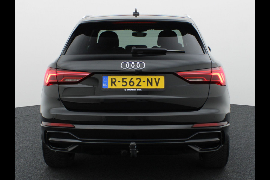Audi Q3 45 TFSI e S edition | S-line | Trekhaak | Camera | 20'' | Side Assist | Prijs Rijklaar !!