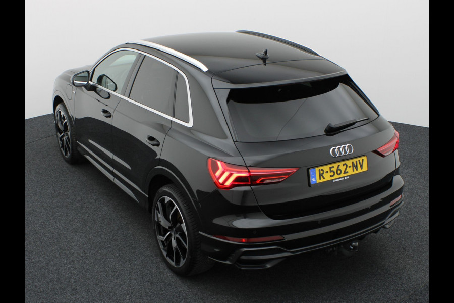 Audi Q3 45 TFSI e S edition | S-line | Trekhaak | Camera | 20'' | Side Assist | Prijs Rijklaar !!
