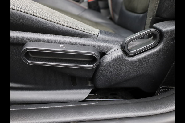 MINI 3-deurs 2.0 Cooper S Hammersmith | Pano | Keyless | Camera | Harman/Kardon | JCW | Prijs Rijklaar !!