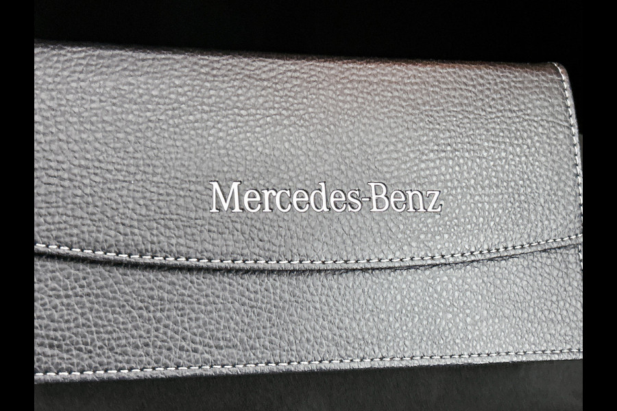 Mercedes-Benz GLC 300 e 4MATIC Business Solution AMG | AMG-Line interieur | AMG-Line Exterieur| Achteruitrij camera | Stoelverwarming |Sfeerverlichting | Trekhaak | 24 Maanden Mercedes-Benz Certified garantie