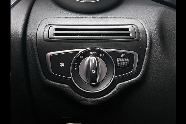 Mercedes-Benz GLC 300 e 4MATIC Business Solution AMG | AMG-Line interieur | AMG-Line Exterieur| Achteruitrij camera | Stoelverwarming |Sfeerverlichting | Trekhaak | 24 Maanden Mercedes-Benz Certified garantie