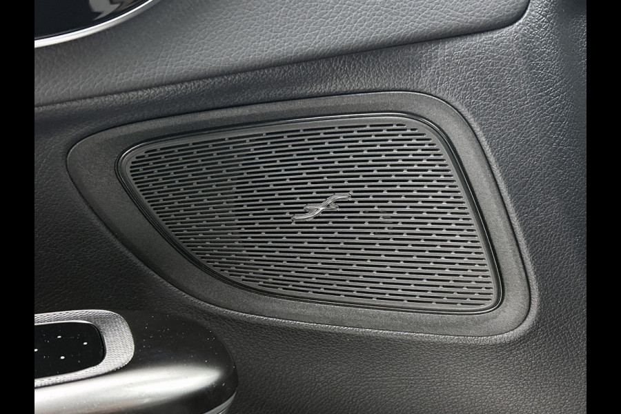 Mercedes-Benz CLE Cabriolet 180 AMG Line Premium pakket | Night pakket | Windschut | 360 graden camera | AIRSCARF| dodenhoekassisitent Premium pakket | Night pakket | Windschut | 360 graden camera | AIRSCARF| dodenhoekassisitent
