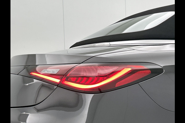 Mercedes-Benz CLE Cabriolet 180 AMG Line Premium pakket | Night pakket | Windschut | 360 graden camera | AIRSCARF| dodenhoekassisitent Premium pakket | Night pakket | Windschut | 360 graden camera | AIRSCARF| dodenhoekassisitent