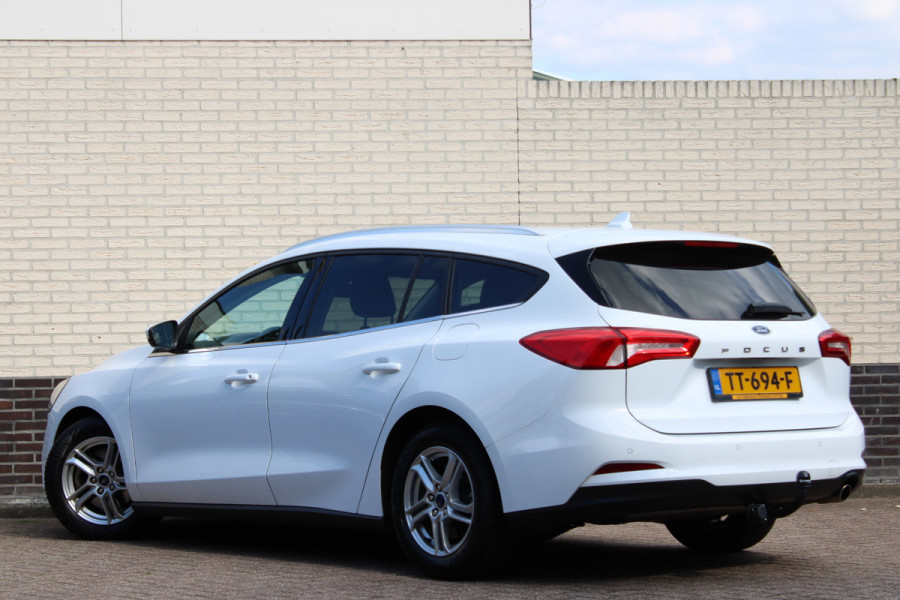 Ford FOCUS Wagon 1.0 EcoBoost Trend Edition Business | Adaptieve cruise | Trekhaak | Parkeersensoren voor + achter | Navigatie
