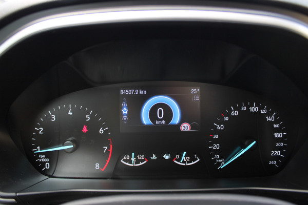 Ford FOCUS Wagon 1.0 EcoBoost Trend Edition Business | Adaptieve cruise | Trekhaak | Parkeersensoren voor + achter | Navigatie