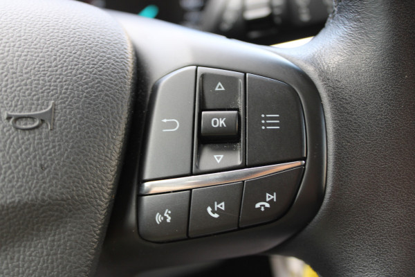 Ford FOCUS Wagon 1.0 EcoBoost Trend Edition Business | Adaptieve cruise | Trekhaak | Parkeersensoren voor + achter | Navigatie