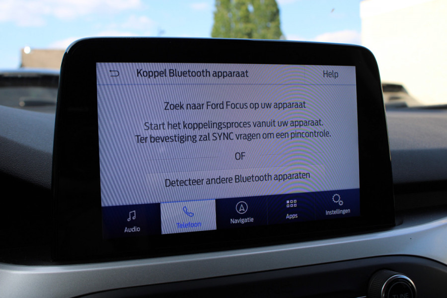 Ford FOCUS Wagon 1.0 EcoBoost Trend Edition Business | Adaptieve cruise | Trekhaak | Parkeersensoren voor + achter | Navigatie