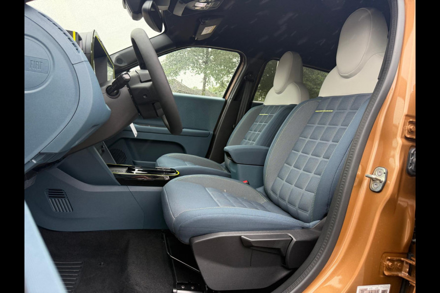 Fiat Grande Panda 1.2 Hybrid La Prima | Winterpack |