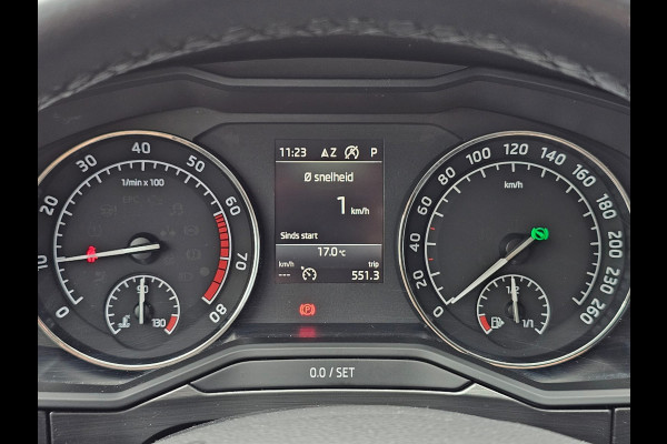 Škoda Superb Combi 1.5 TSI ACT Style Business | Automaat | Xenon | Trekhaak | Camera | App-connect | Stoelverwarming | Keyless | Sunset |
