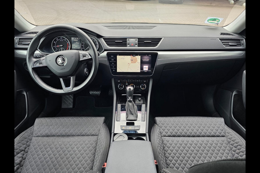 Škoda Superb Combi 1.5 TSI ACT Style Business | Automaat | Xenon | Trekhaak | Camera | App-connect | Stoelverwarming | Keyless | Sunset |