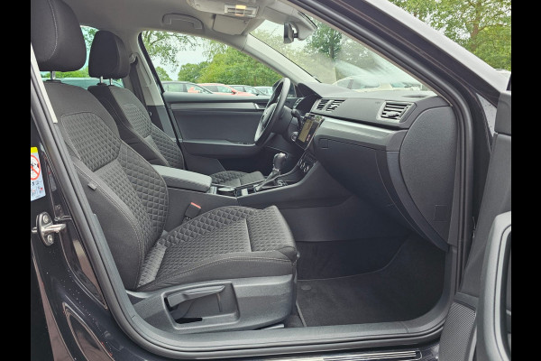 Škoda Superb Combi 1.5 TSI ACT Style Business | Automaat | Xenon | Trekhaak | Camera | App-connect | Stoelverwarming | Keyless | Sunset |