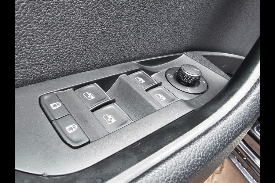 Škoda Superb Combi 1.5 TSI ACT Style Business | Automaat | Xenon | Trekhaak | Camera | App-connect | Stoelverwarming | Keyless | Sunset |