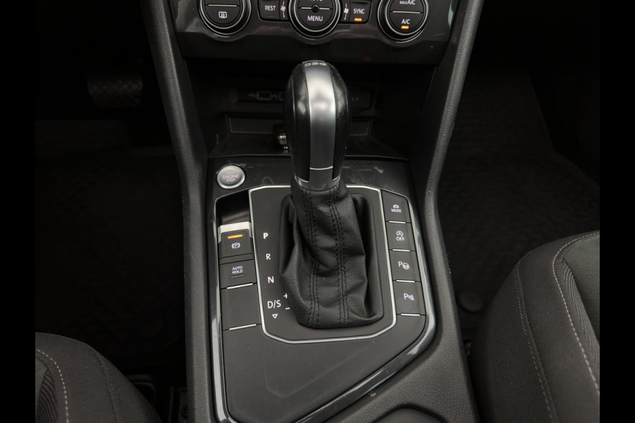 Volkswagen Tiguan 1.5 TSI ACT R-Line Highline Business Aut. *PANO | ADAPTIVE-CRUISE | FULL-LED | HEATED-COMFORTSEATS | KEYLESS | DIGI-COCKPIT | CAMERA | NAVI-FULLMAP | PRIVACY-GLASS | SHIFT-PADDLES | 19