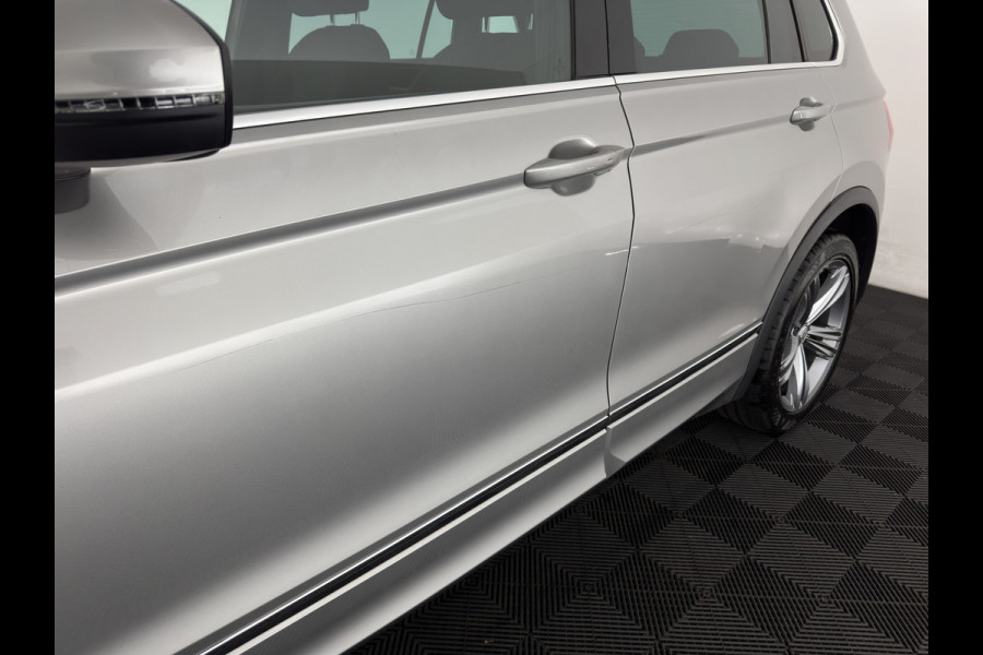 Volkswagen Tiguan 1.5 TSI ACT R-Line Highline Business Aut. *PANO | ADAPTIVE-CRUISE | FULL-LED | HEATED-COMFORTSEATS | KEYLESS | DIGI-COCKPIT | CAMERA | NAVI-FULLMAP | PRIVACY-GLASS | SHIFT-PADDLES | 19