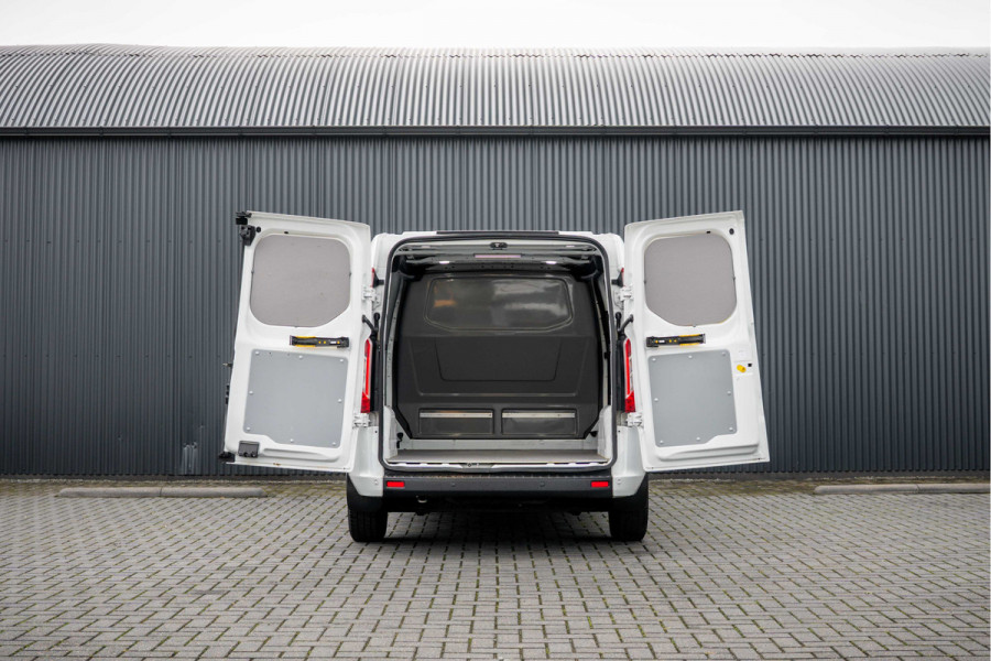 Ford Transit Custom 2.0 EcoBlue L1H1 | 130 PK | 3-Zits | Automaat | 1e Eigenaar | Camera | Cruise | PDC | Airco