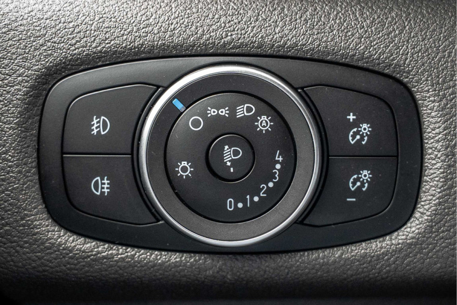 Ford Transit Custom 2.0 EcoBlue L1H1 | 130 PK | 3-Zits | Automaat | 1e Eigenaar | Camera | Cruise | PDC | Airco