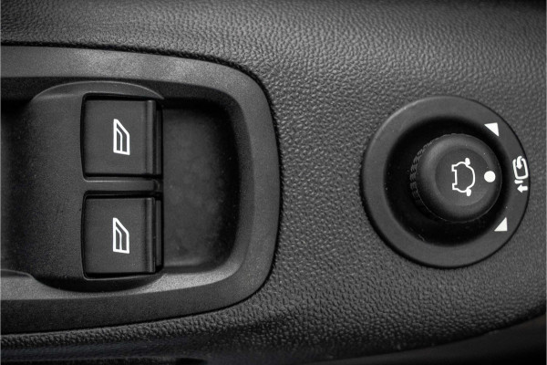 Ford Transit Custom 2.0 EcoBlue L1H1 | 130 PK | 3-Zits | Automaat | 1e Eigenaar | Camera | Cruise | PDC | Airco