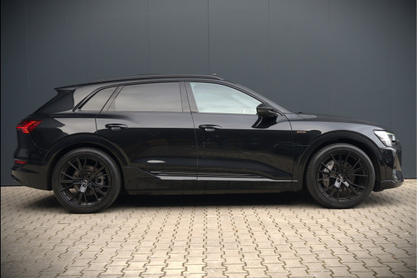 Audi e-tron e-tron 50 quattro Launch edition Black 71 kWh | Black Edition | Panoramadak | Memory Seat | Luchtvering | Adaptive Cruise Control | Keyless | Matrix LED | Trekhaak | Stoelverwarming | NAP | SOH 94,39%