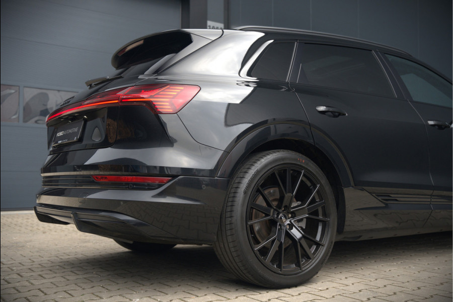 Audi e-tron e-tron 50 quattro Launch edition Black 71 kWh | Black Edition | Panoramadak | Memory Seat | Luchtvering | Adaptive Cruise Control | Keyless | Matrix LED | Trekhaak | Stoelverwarming | NAP | SOH 94,39%