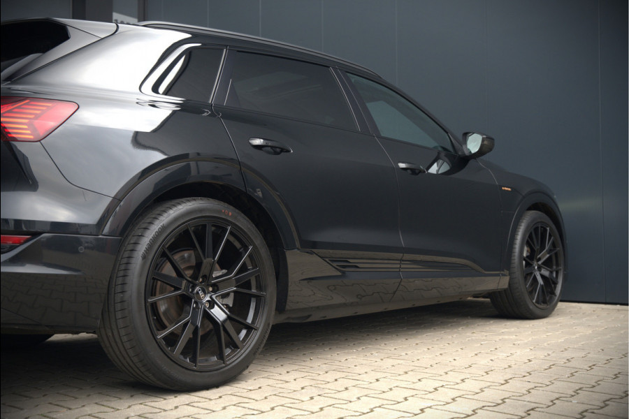 Audi e-tron e-tron 50 quattro Launch edition Black 71 kWh | Black Edition | Panoramadak | Memory Seat | Luchtvering | Adaptive Cruise Control | Keyless | Matrix LED | Trekhaak | Stoelverwarming | NAP | SOH 94,39%