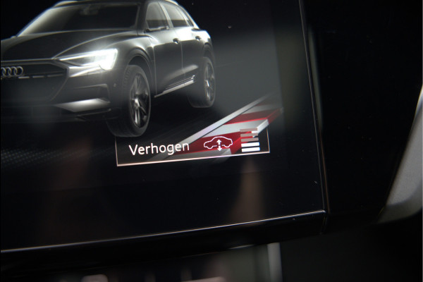 Audi e-tron e-tron 50 quattro Launch edition Black 71 kWh | Black Edition | Panoramadak | Memory Seat | Luchtvering | Adaptive Cruise Control | Keyless | Matrix LED | Trekhaak | Stoelverwarming | NAP | SOH 94,39%