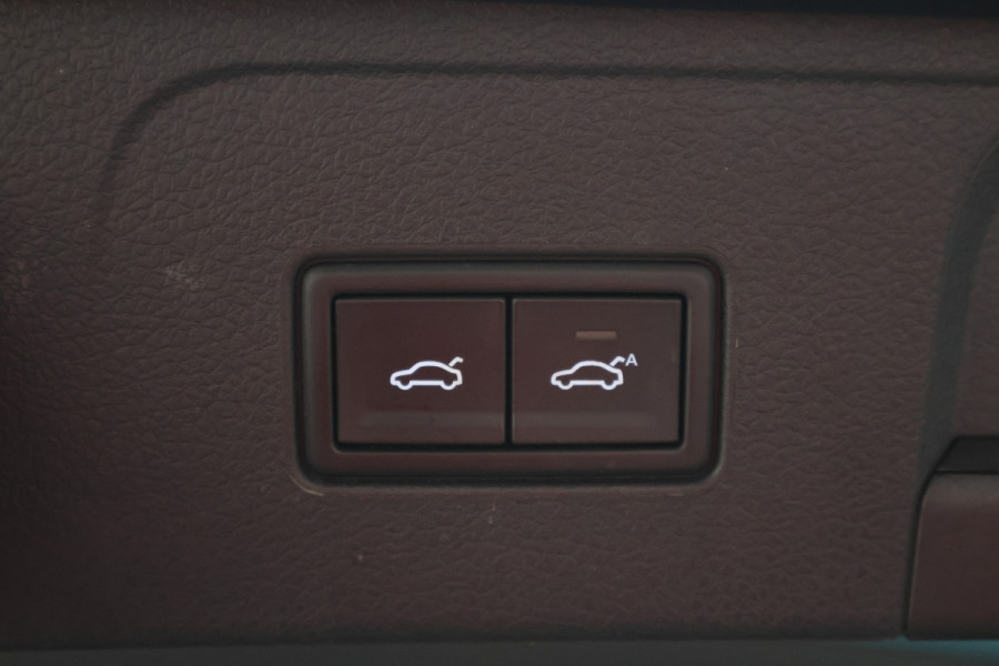 Volkswagen Passat Variant 1.4 TSI PHEV GTE Business Panoramadak, ACC, Apple Carplay, Trekhaak, Camera, Keyless