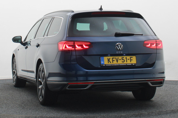 Volkswagen Passat Variant 1.4 TSI PHEV GTE Business Panoramadak, ACC, Apple Carplay, Trekhaak, Camera, Keyless