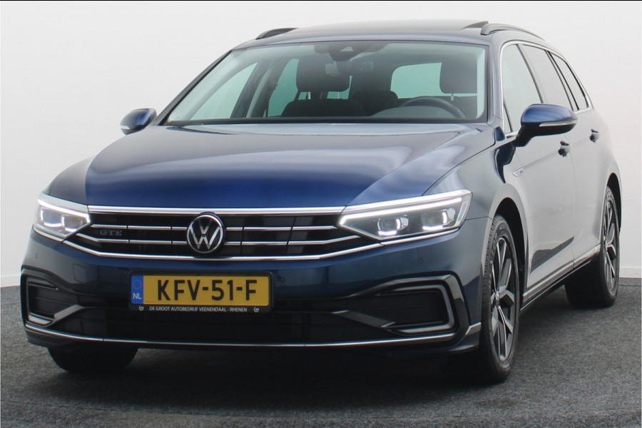 Volkswagen Passat Variant 1.4 TSI PHEV GTE Business Panoramadak, ACC, Apple Carplay, Trekhaak, Camera, Keyless