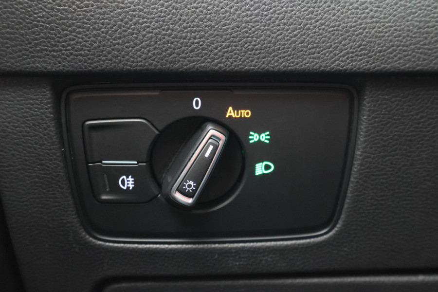 Volkswagen Passat Variant 1.4 TSI PHEV GTE Business Panoramadak, ACC, Apple Carplay, Trekhaak, Camera, Keyless