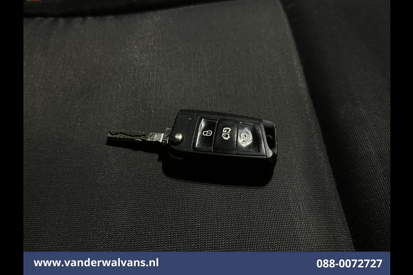 Volkswagen Crafter 2.0 TDI L3H2 L2H1 Euro6 Airco | Camera | Navigatie | Apple Carplay Parkeersensoren, Bijrijdersbank