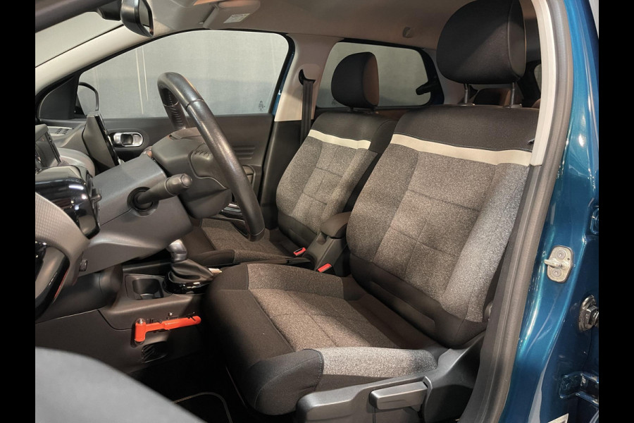 Citroën C4 Cactus 1.2 PureTech Feel 16"/Nieuwe Distributieset/Trekhaak/Navigatie/Apple Carplay & Android Auto/PDC/Climate/Cruise