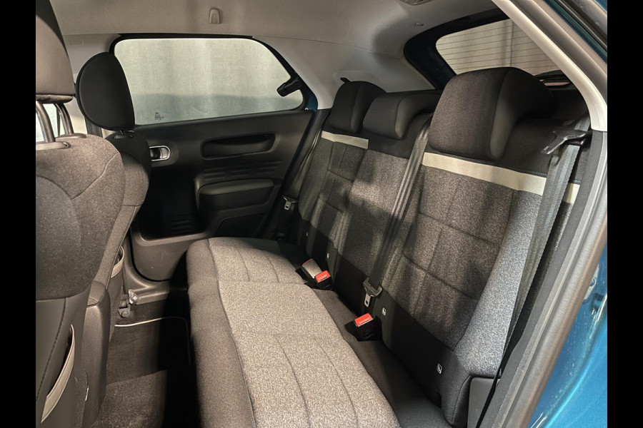 Citroën C4 Cactus 1.2 PureTech Feel 16"/Nieuwe Distributieset/Trekhaak/Navigatie/Apple Carplay & Android Auto/PDC/Climate/Cruise