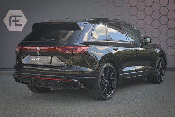 Volkswagen Touareg 3.0 TSi eHybrid 4MOTION R Edition MASSAGE | STOELVERWARMING & VERKOELING | ADAPTIVE CRUISE | SFEERVERLICHTING | TEKHAAK |
