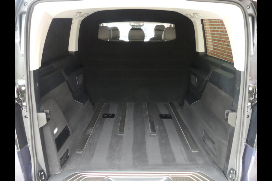 Mercedes-Benz V-Klasse 220d Lang AMG Dubbel Cabine LED/Leer/Trekhaak/Sfeerverlichting