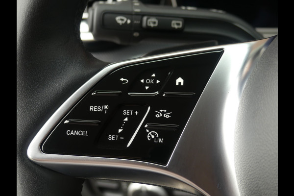 Mercedes-Benz V-Klasse 220d Lang AMG Dubbel Cabine LED/Leer/Trekhaak/Sfeerverlichting