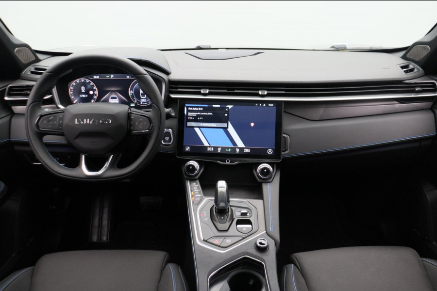 Lynk & Co 01 1.5 261PK Plug-in Hybrid *Zwarte Hemel* 360 Camera Pano/dak Apple/Carplay Adaptive/Cruise
