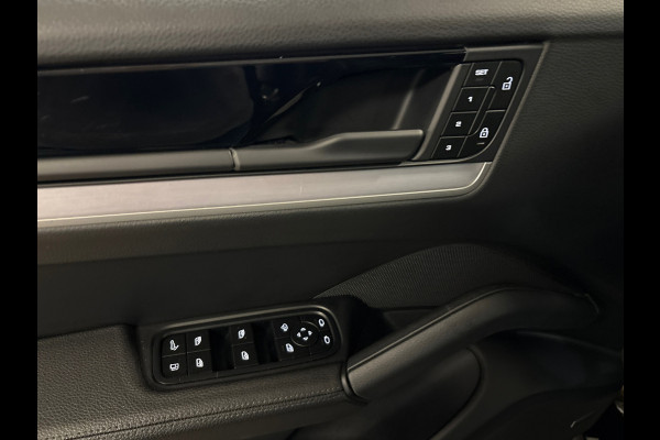 Porsche Cayenne Coupé 3.0 E-Hybrid/sport chrono/sport design/pano/leer/passenger display