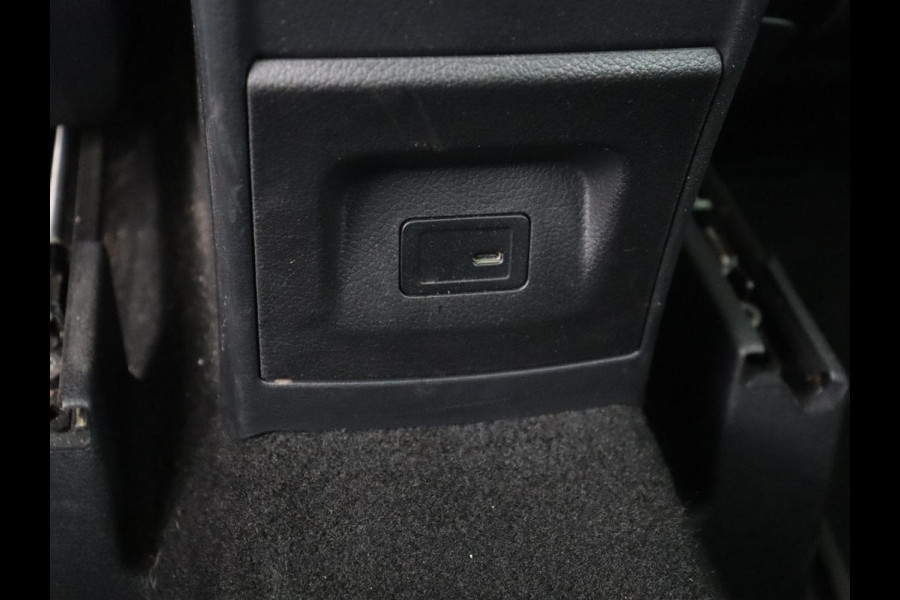 Mercedes-Benz B-klasse 250 e Business Solution Luxury Limited | SOH 97,5% | Panoramadak | Memory | Leder | Cruise control | Stoelverwarming | Sfeerverlichting | Elektrische achterklep | Camera | Park assist