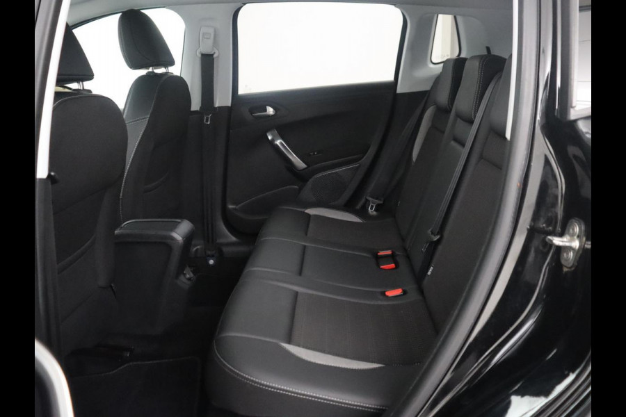 Peugeot 2008 1.2 PureTech Allure | Half Leder | Carplay | Climate control | Full LED | Cruise control | Navigatie | Park assist |
