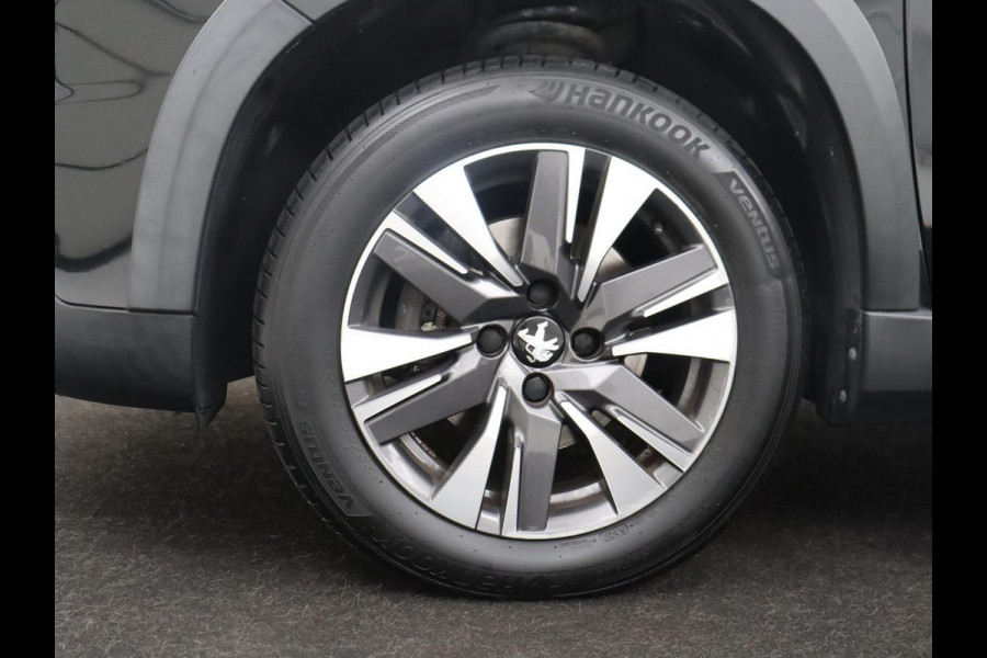 Peugeot 2008 1.2 PureTech Allure | Half Leder | Carplay | Climate control | Full LED | Cruise control | Navigatie | Park assist |