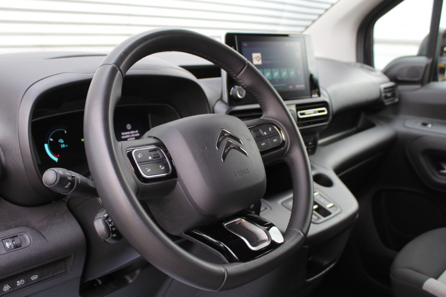 Citroën E-Berlingo Shine 50 kWh | 5P | Navigatie | Camera | BLIS | Trekhaak