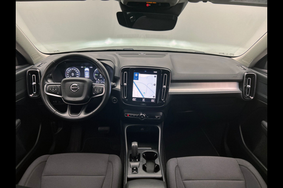 Volvo XC40 1.5 T4 Recharge R-Design Expression | Apple/Carplay | Elek. Kofferklep | Dealer Onderhouden |