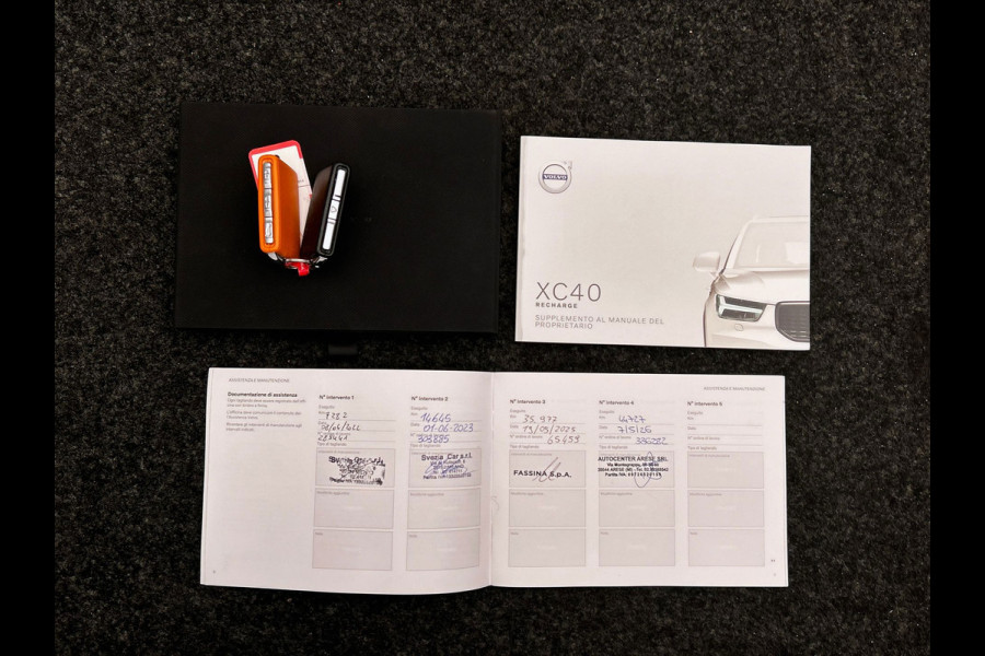 Volvo XC40 1.5 T4 Recharge R-Design Expression | Apple/Carplay | Elek. Kofferklep | Dealer Onderhouden |