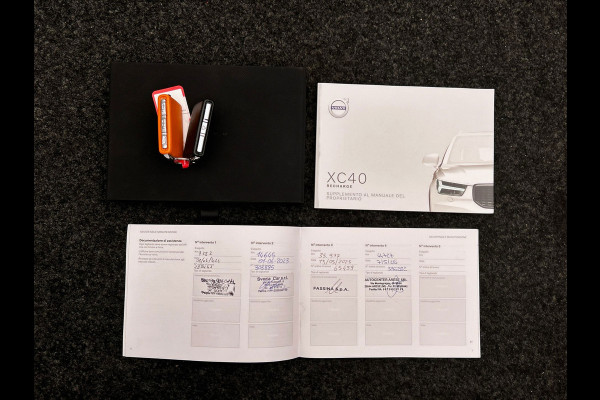 Volvo XC40 1.5 T4 Recharge R-Design Expression | Apple/Carplay | Elek. Kofferklep | Dealer Onderhouden |